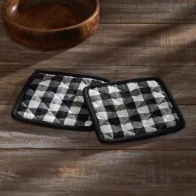 Annie Buffalo Check Black Pot Holder Set of 2 8x8